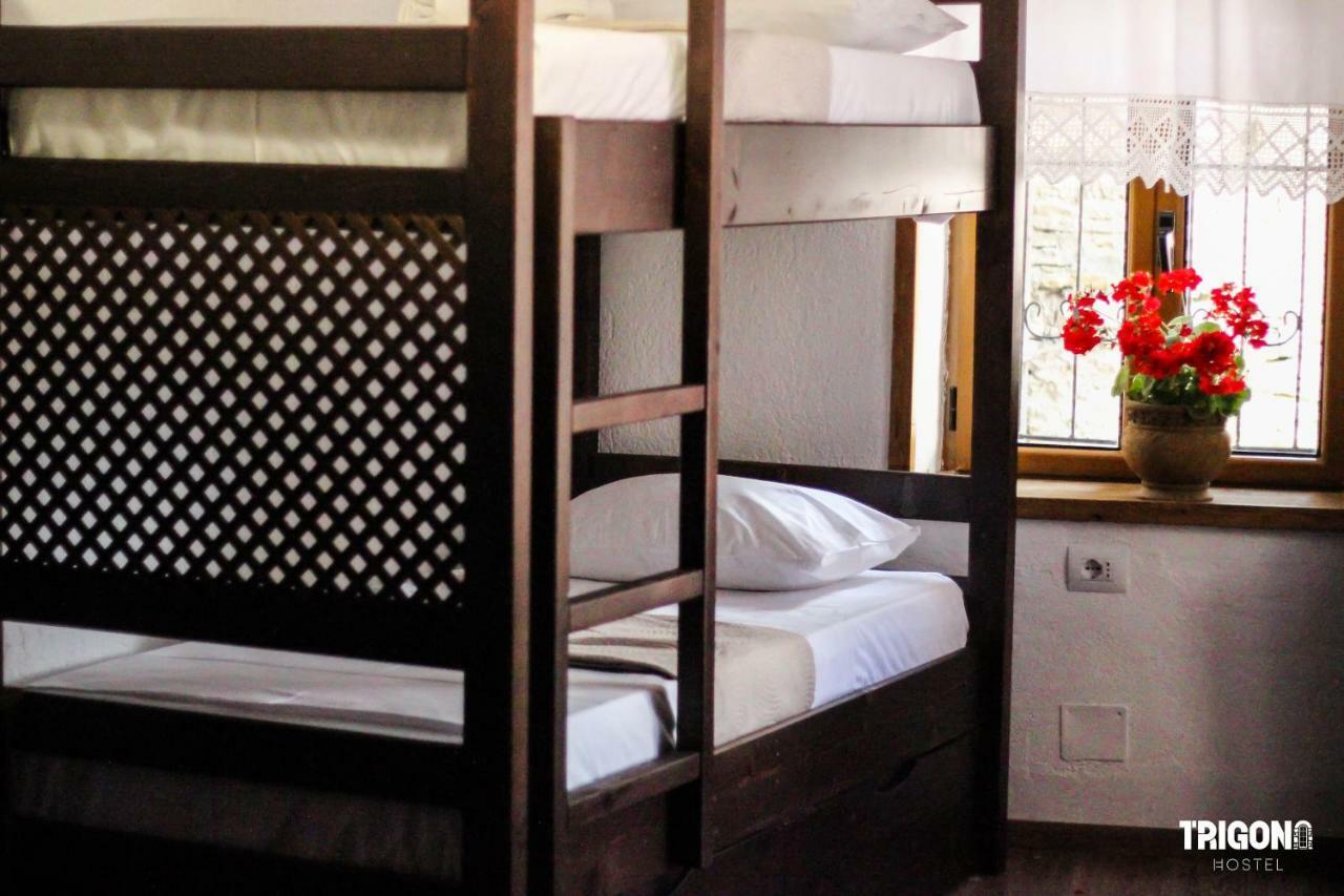 Trigona Hostel Gjirokastër Exteriör bild