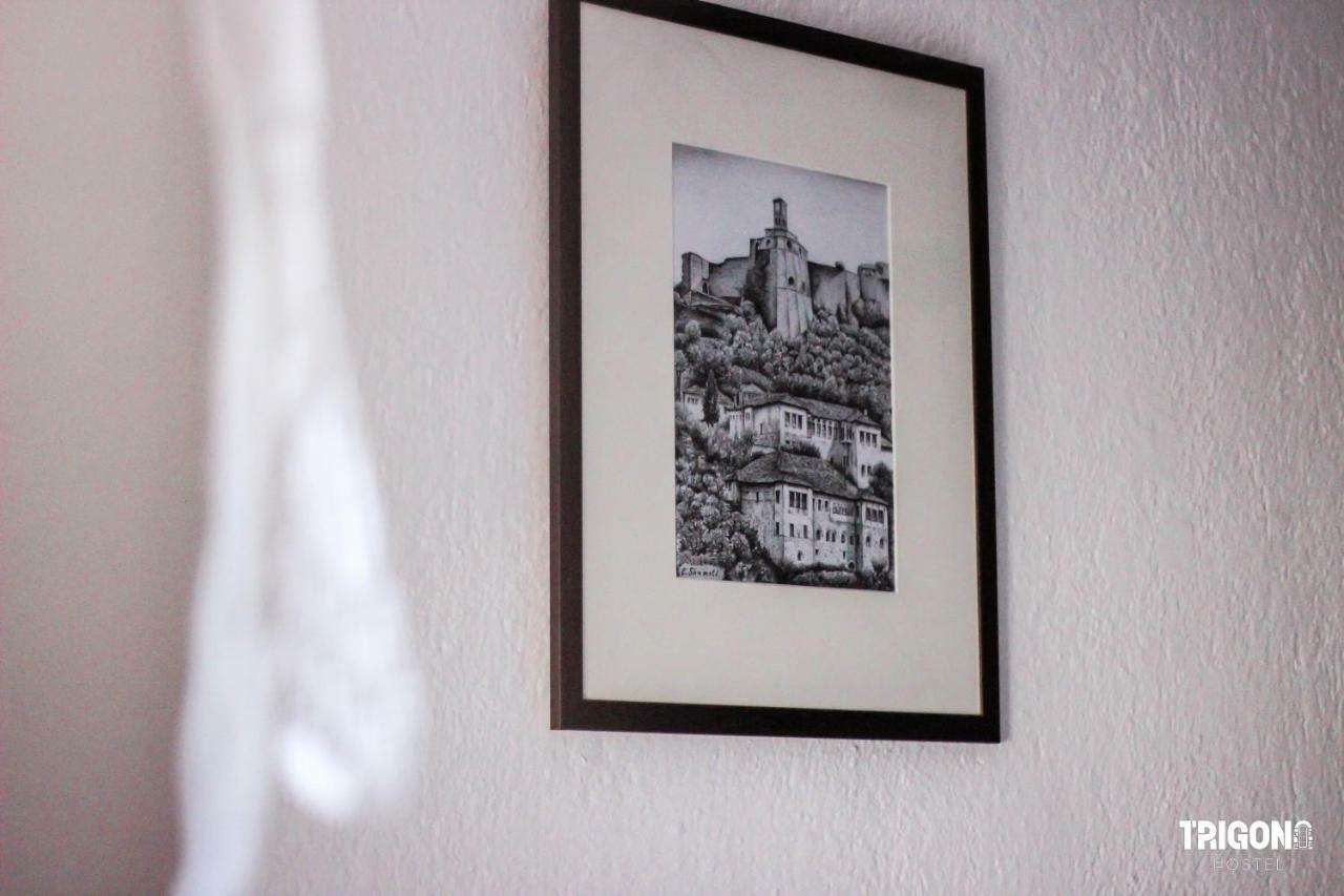 Trigona Hostel Gjirokastër Exteriör bild